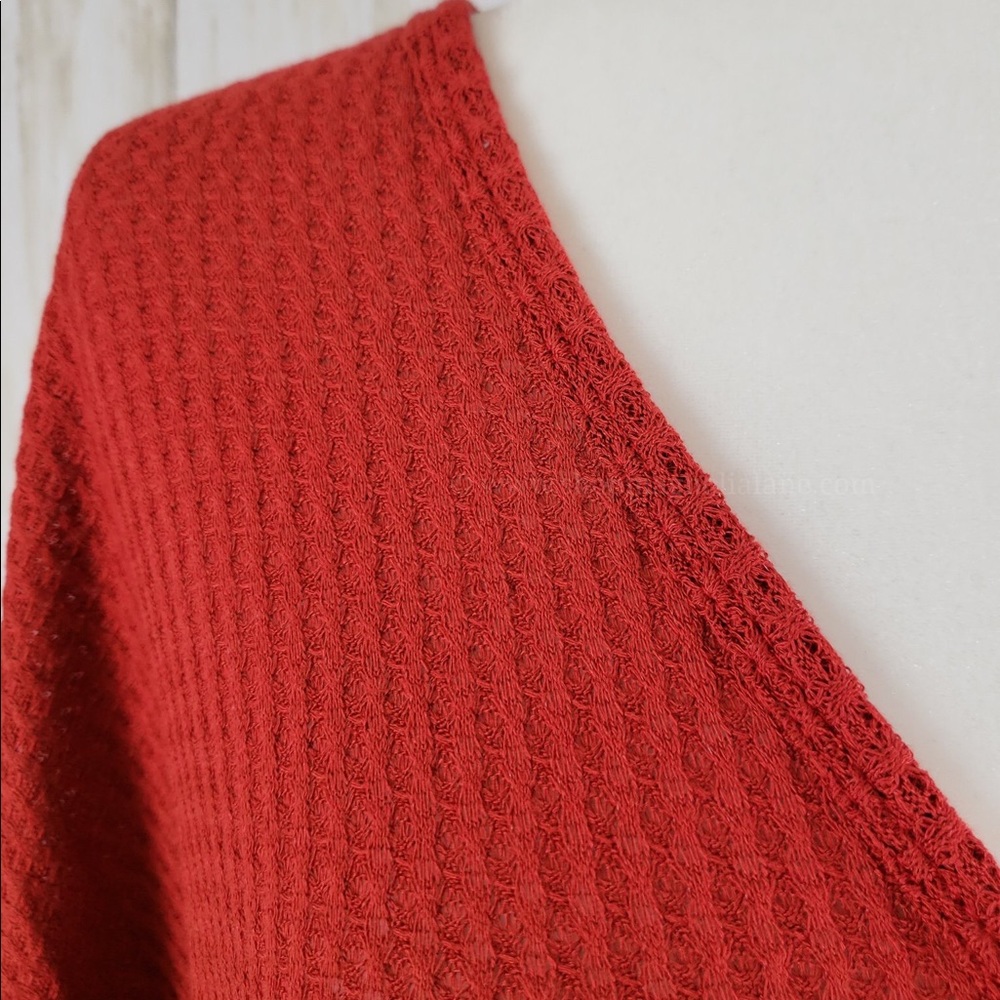 *Plus* Drop Shoulder Solid Top - Picture 4 of 6